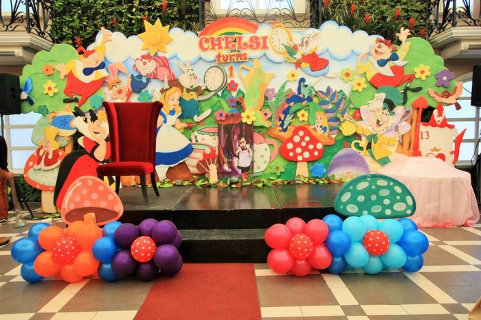 Alice in Wonderland themed birthday party at Hanging Gardens